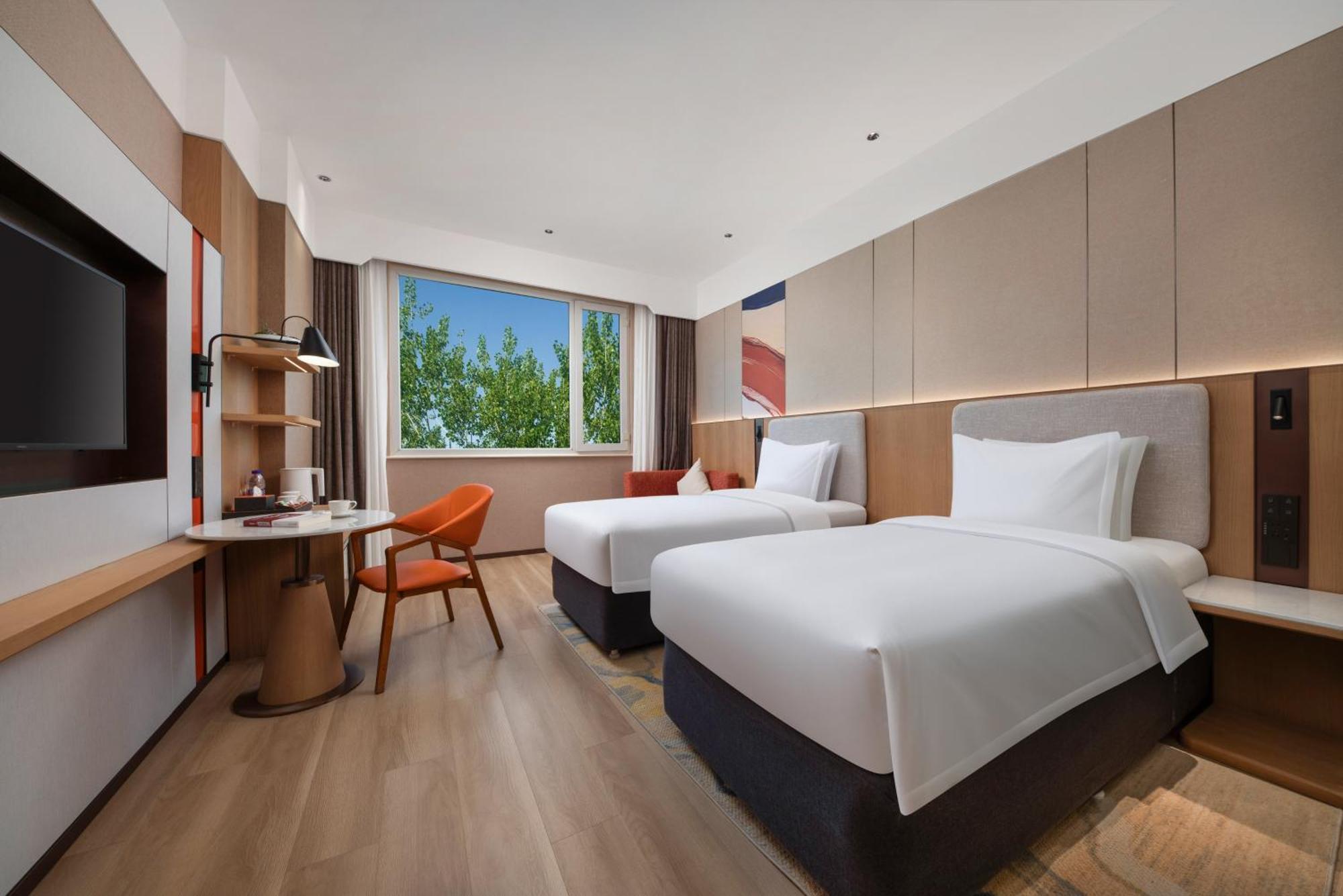 Holiday Inn Express Shangdi Beijing By Ihg L Next To Yuanmingyuan Park & Subway & Qinghe Railway Station & Beijing Sport University L Taxi 15 Minutes To Summer Palace & Peking University & Tsinghua University L 20 Minutes To Badaling Great Wall By Ra Экстерьер фото