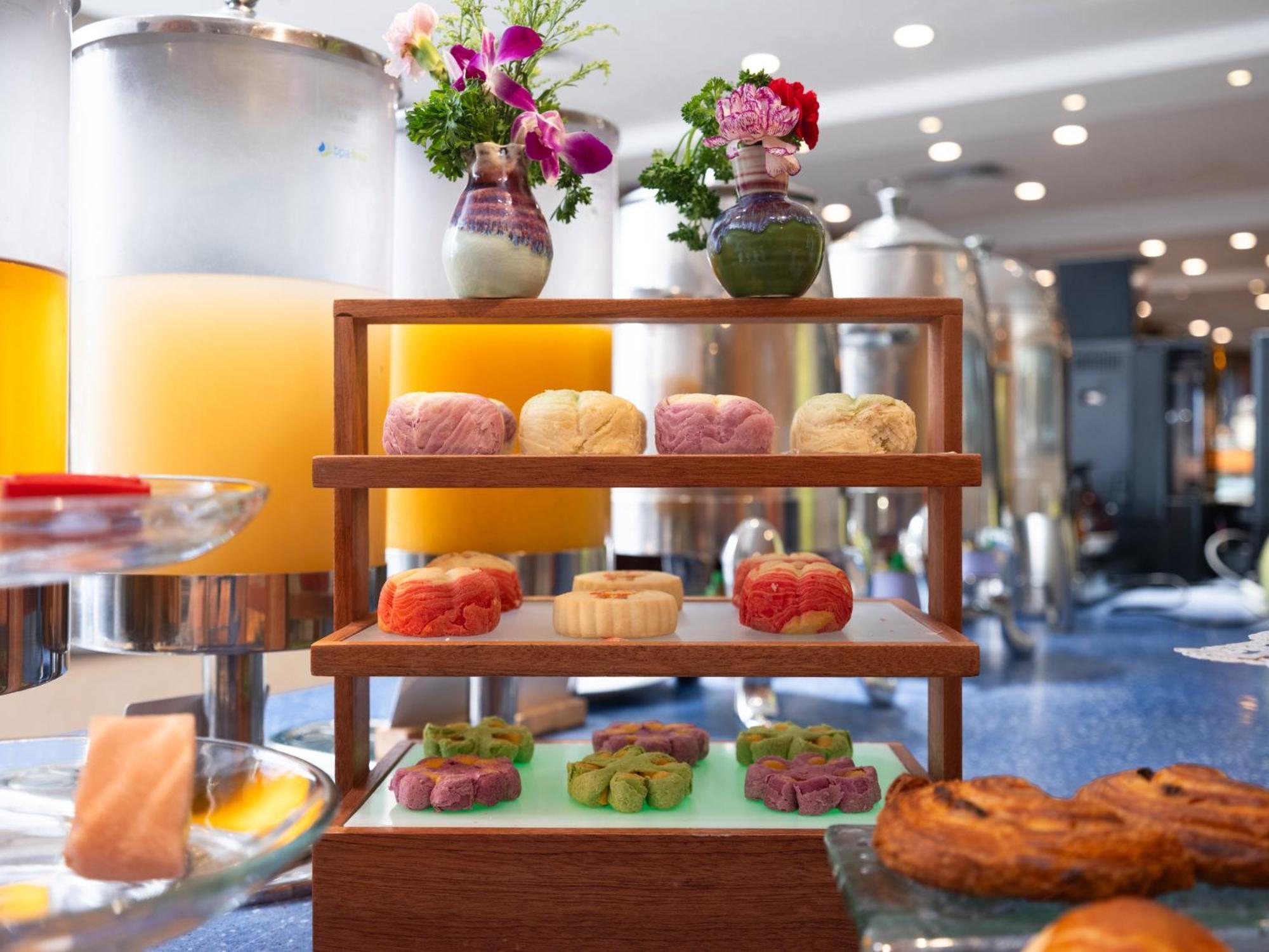 Holiday Inn Express Shangdi Beijing By Ihg L Next To Yuanmingyuan Park & Subway & Qinghe Railway Station & Beijing Sport University L Taxi 15 Minutes To Summer Palace & Peking University & Tsinghua University L 20 Minutes To Badaling Great Wall By Ra Экстерьер фото