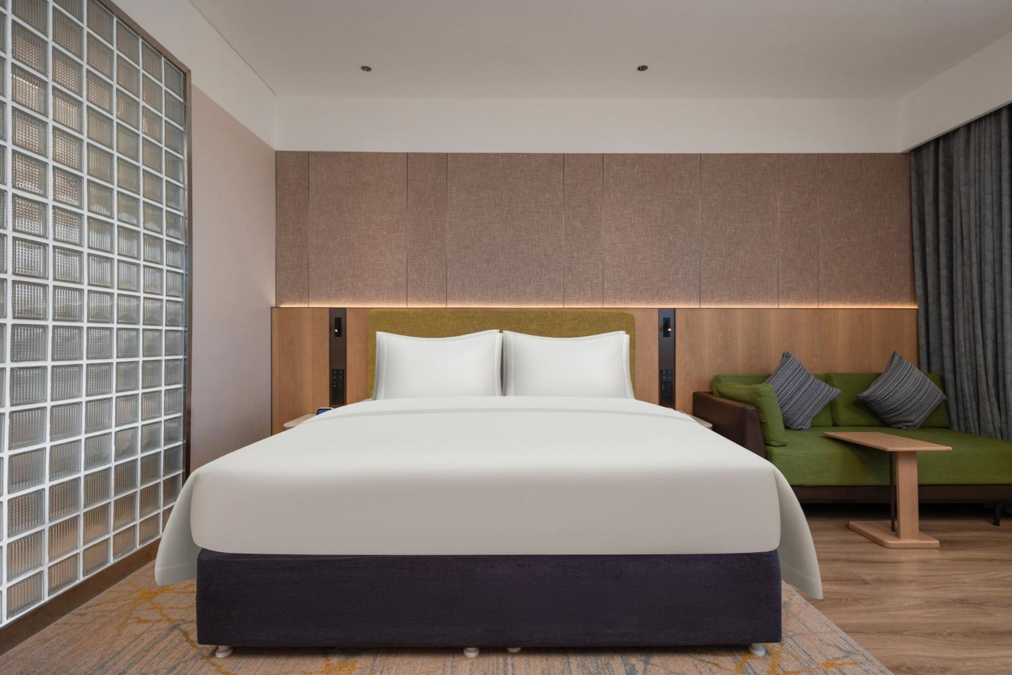 Holiday Inn Express Shangdi Beijing By Ihg L Next To Yuanmingyuan Park & Subway & Qinghe Railway Station & Beijing Sport University L Taxi 15 Minutes To Summer Palace & Peking University & Tsinghua University L 20 Minutes To Badaling Great Wall By Ra Экстерьер фото