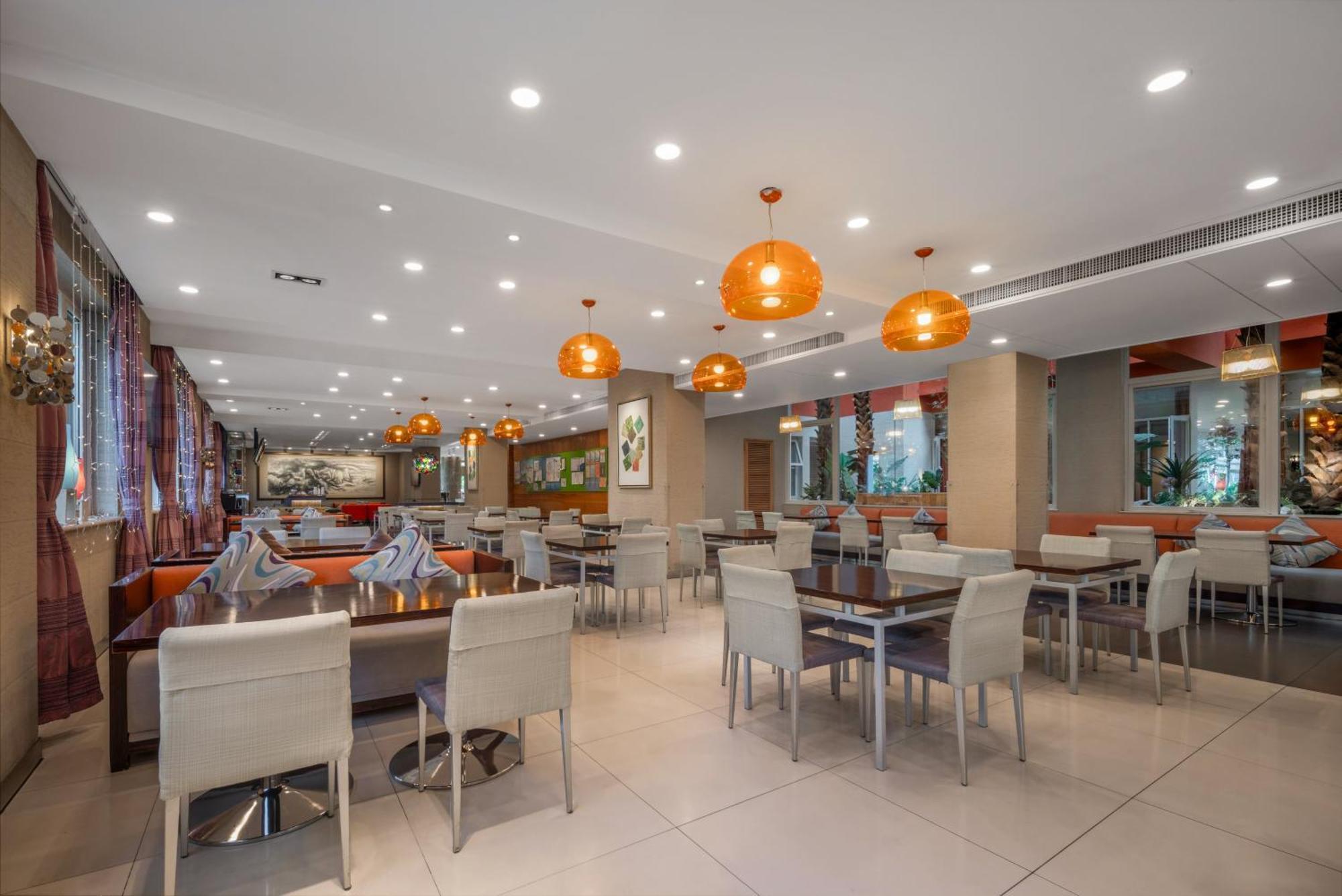 Holiday Inn Express Shangdi Beijing By Ihg L Next To Yuanmingyuan Park & Subway & Qinghe Railway Station & Beijing Sport University L Taxi 15 Minutes To Summer Palace & Peking University & Tsinghua University L 20 Minutes To Badaling Great Wall By Ra Экстерьер фото
