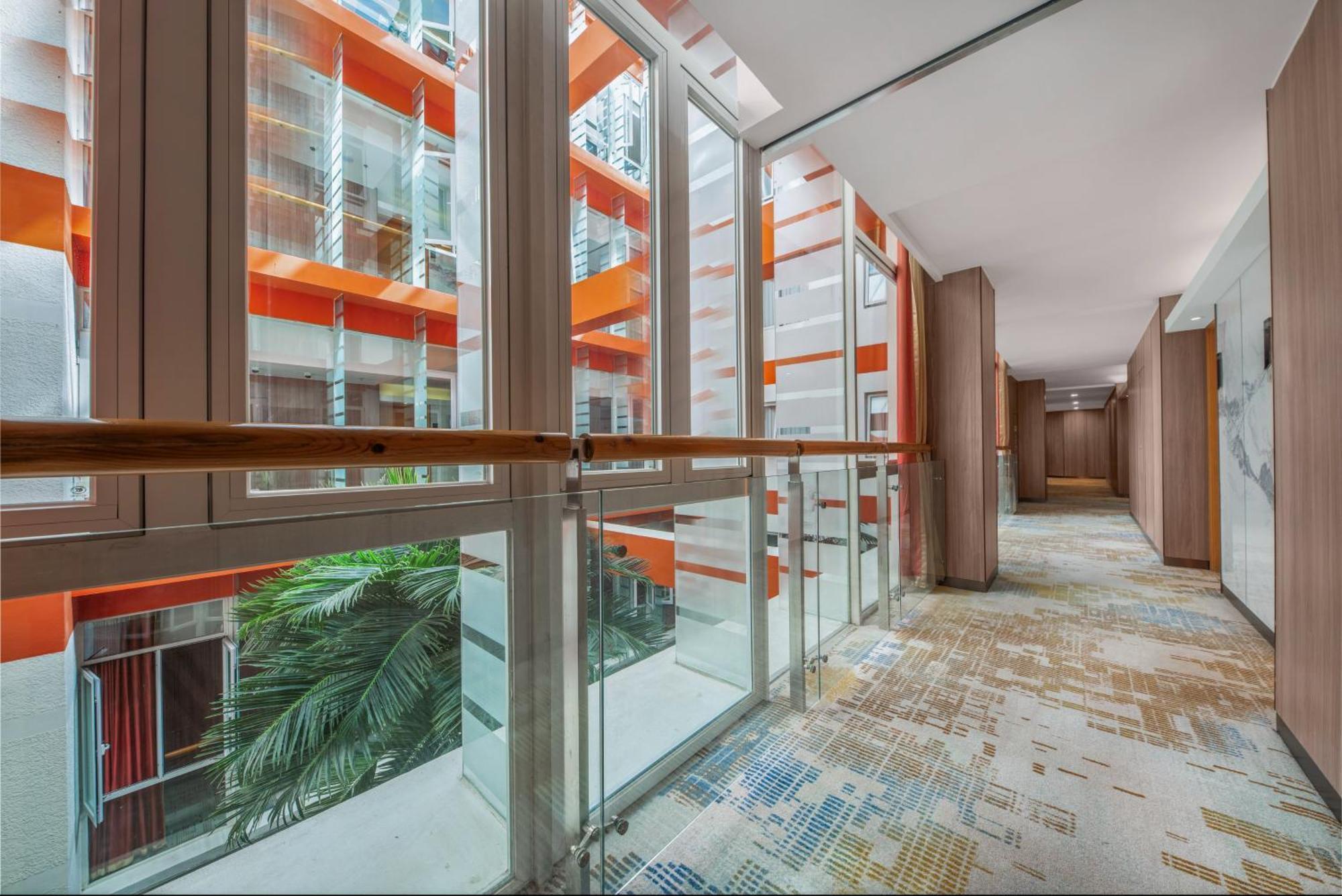 Holiday Inn Express Shangdi Beijing By Ihg L Next To Yuanmingyuan Park & Subway & Qinghe Railway Station & Beijing Sport University L Taxi 15 Minutes To Summer Palace & Peking University & Tsinghua University L 20 Minutes To Badaling Great Wall By Ra Экстерьер фото